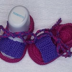 Newborn crochet sandals